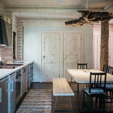 Villa Spithami Puhkemajad Seltskonna Puhkemaja *