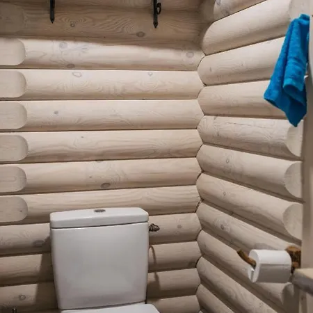 Villa Spithami Puhkemajad Seltskonna Puhkemaja